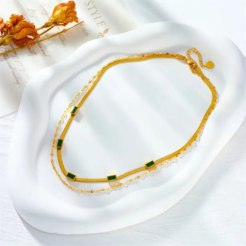 Sorella – Joya minimalista | ORO & ESMERLADA