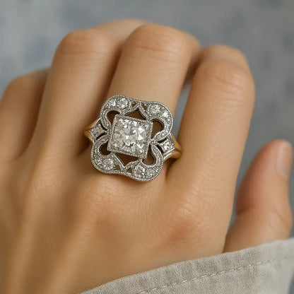 Vintage – anillo con circonia brillante en tono plateado